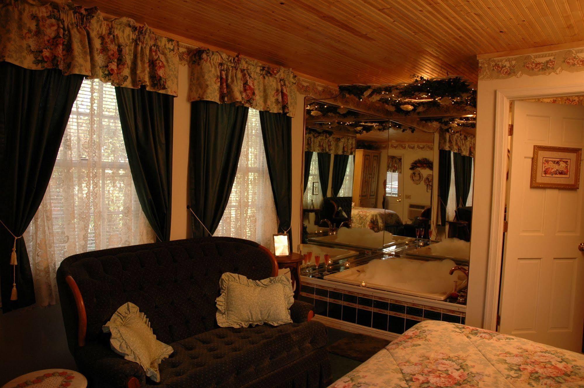 Lazy Cloud Bed & Breakfast Williams Bay Eksteriør bilde