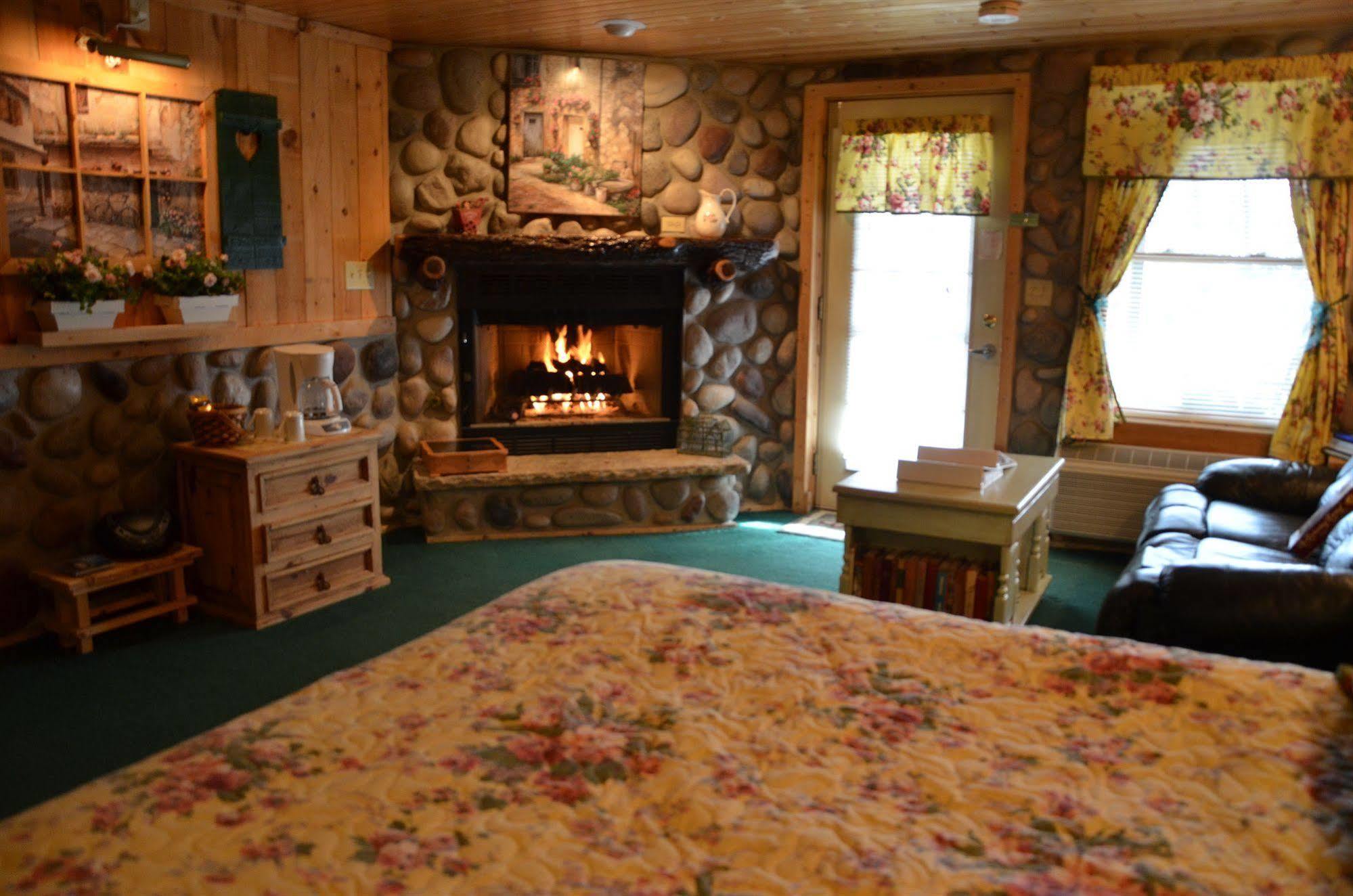 Lazy Cloud Bed & Breakfast Williams Bay Eksteriør bilde