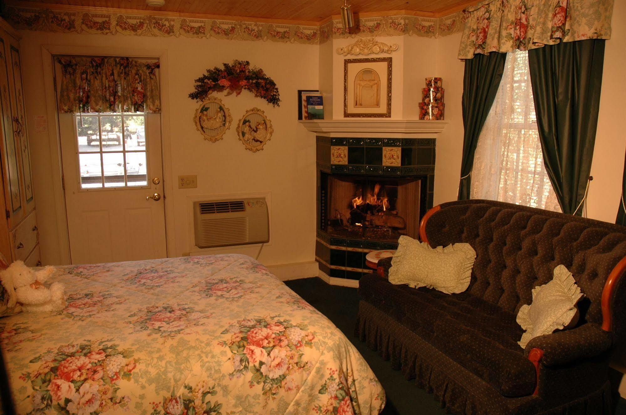 Lazy Cloud Bed & Breakfast Williams Bay Eksteriør bilde